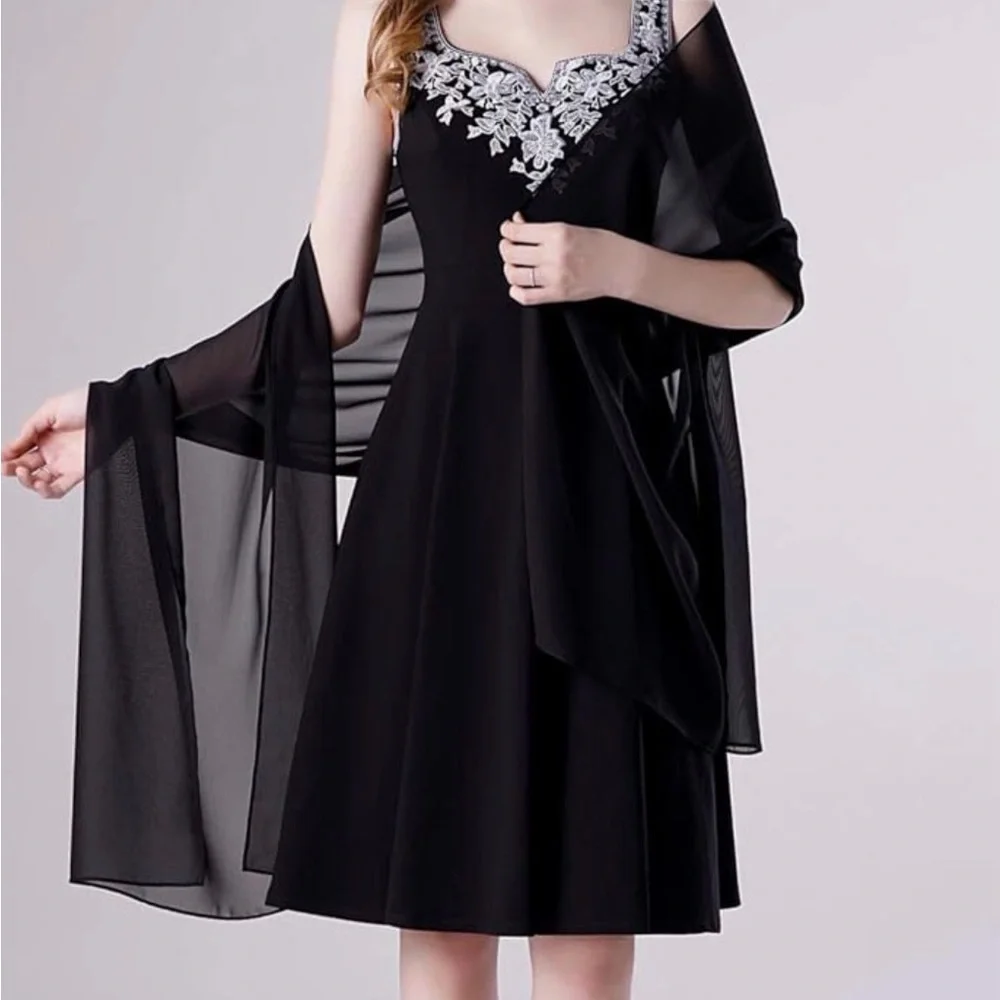 Chic Sheer Black Wrap - Picture 7 of 12